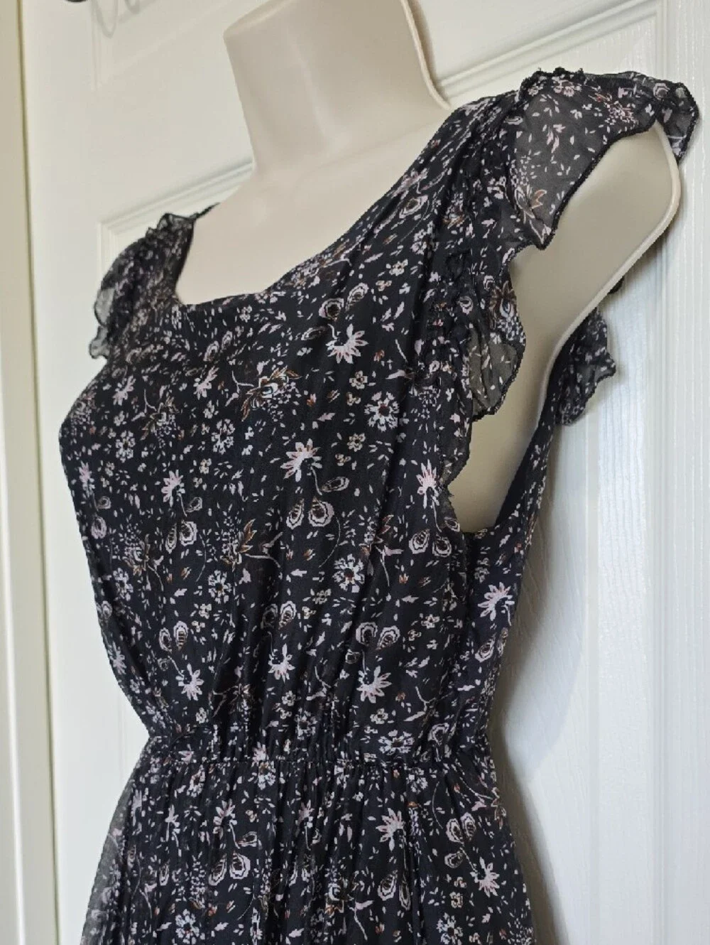 Floral Black Maxi Dress with Ruffle Cap Sleeves - Picture 13 of 16